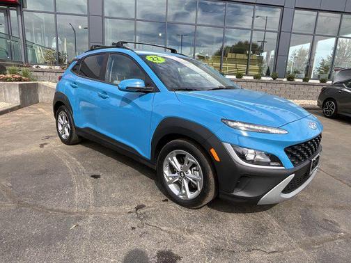 2022 Hyundai KONA SEL