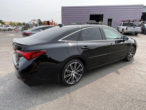 2019 Toyota Avalon Limited