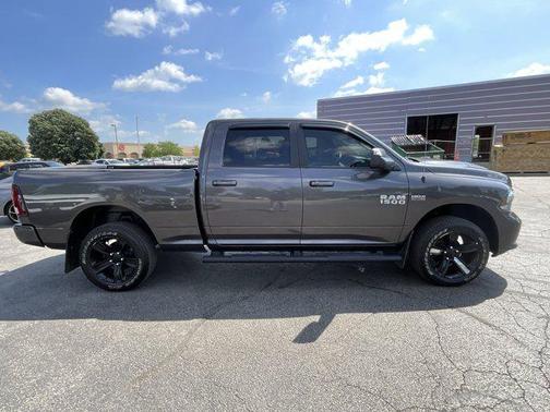 2017 RAM 1500 Sport