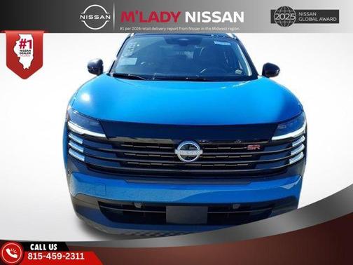 Arctic Ice Blue Metallic/Super Black 2026 Nissan Kicks SR