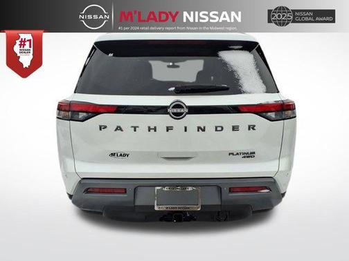 Everest White Pearl Tricoat 2026 Nissan Pathfinder Platinum