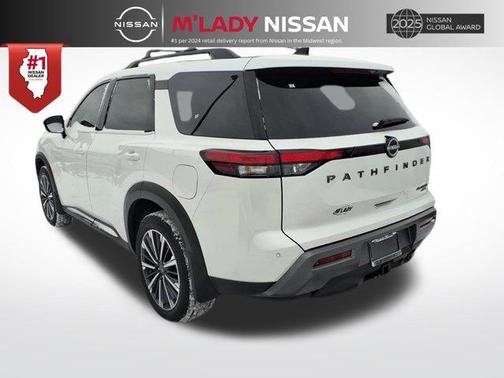 Everest White Pearl Tricoat 2026 Nissan Pathfinder Platinum