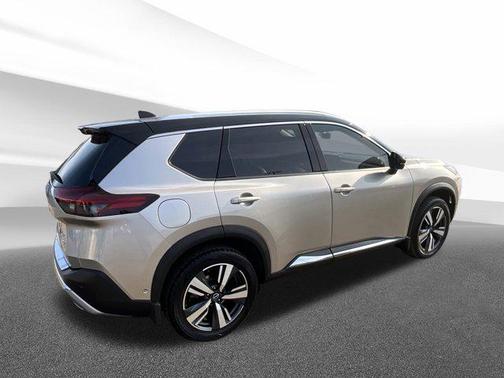 2022 Nissan Rogue Platinum