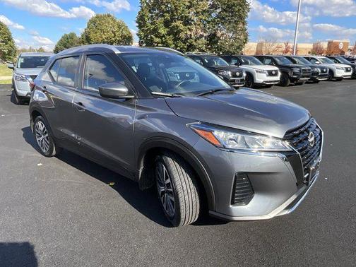 2023 Nissan Kicks SV