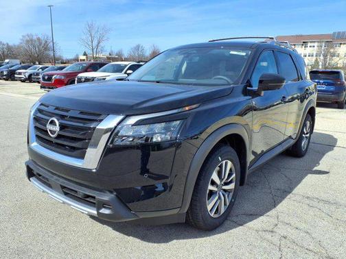 2025 Nissan Pathfinder SL 4WD