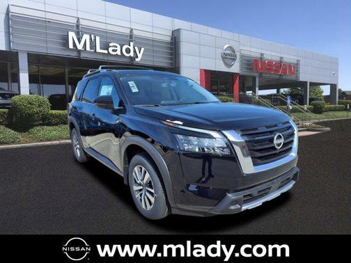 2025 Nissan Pathfinder SL 4WD