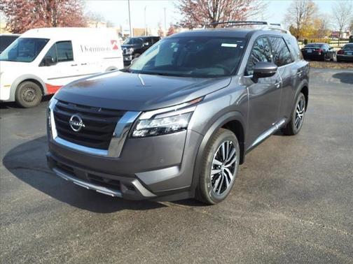 2025 Nissan Pathfinder Platinum 4WD