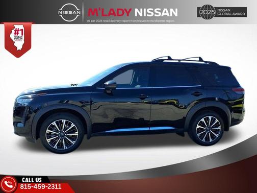 Super Black 2026 Nissan Pathfinder Platinum