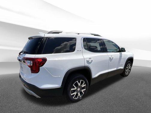 2022 GMC Acadia AWD SLE