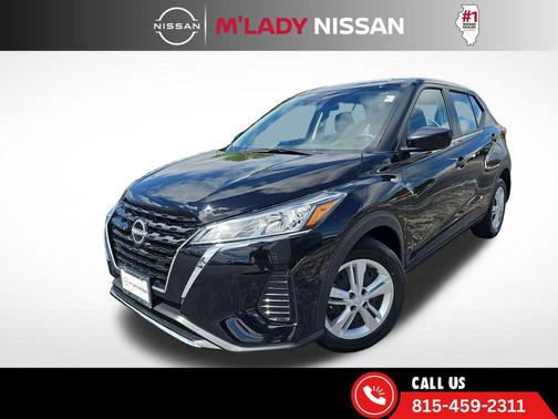 Super Black 2025 Nissan Kicks S