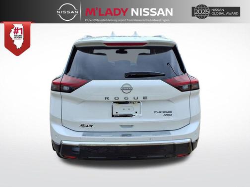 Everest White Pearl Tricoat 2026 Nissan Rogue Platinum