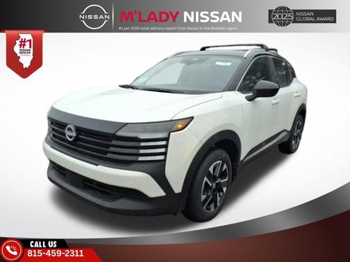 Aspen White Tricoat/Super Black 2026 Nissan Kicks SV