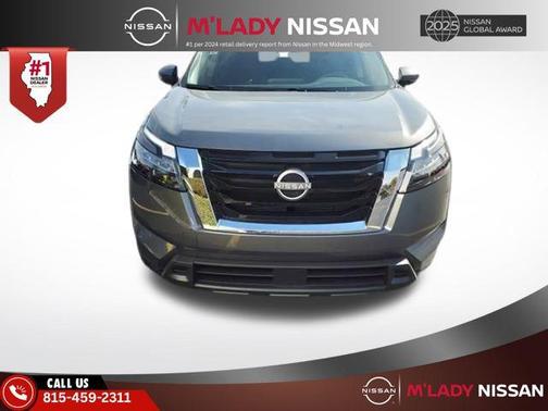 2025 Nissan Pathfinder SV 4WD