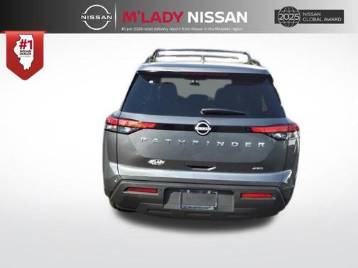 2025 Nissan Pathfinder SV 4WD