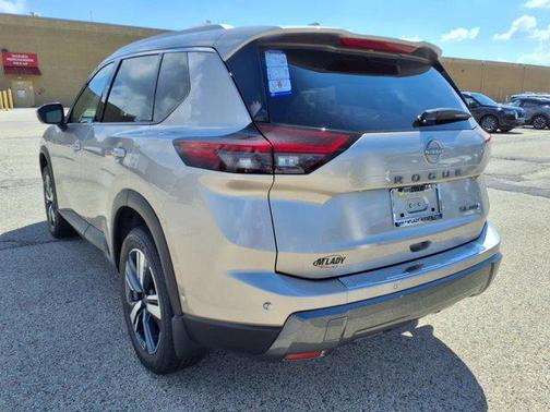2025 Nissan Rogue SL