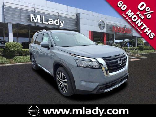 2025 Nissan Pathfinder Platinum 4WD