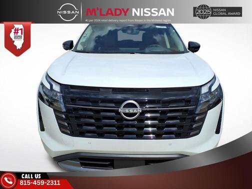 Everest White Pearl Tricoat 2026 Nissan Pathfinder Platinum