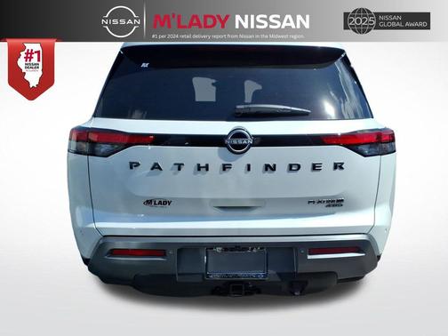 Everest White Pearl Tricoat 2026 Nissan Pathfinder Platinum
