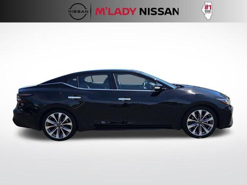 Super Black 2023 Nissan Maxima 3.5 Platinum