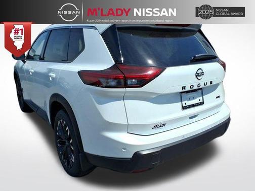 Everest White Pearl Tricoat 2026 Nissan Rogue Dark Armor