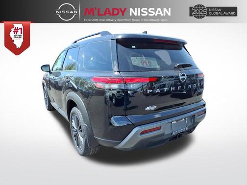 Super Black 2026 Nissan Pathfinder SL