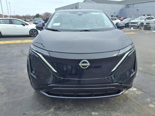 2025 Nissan ARIYA EVOLVE+