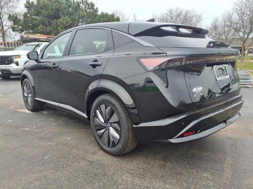 2025 Nissan ARIYA EVOLVE+