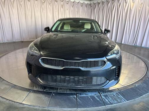 Aurora Black 2018 Kia Stinger Premium
