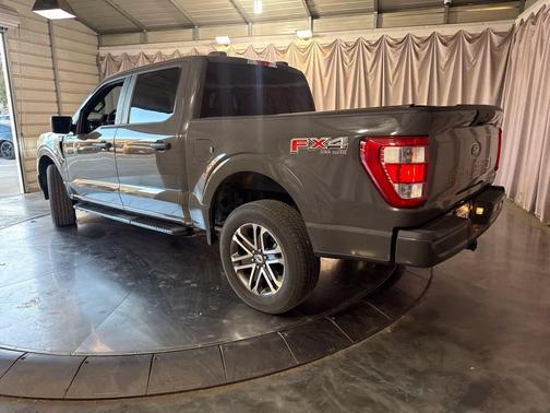 Lead Foot 2021 Ford F-150 XL