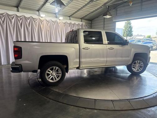 Silver Ice Metallic 2017 Chevrolet Silverado 1500 LT