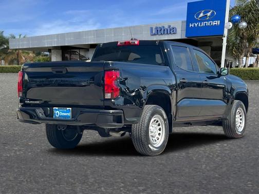 2024 Chevrolet Colorado WT