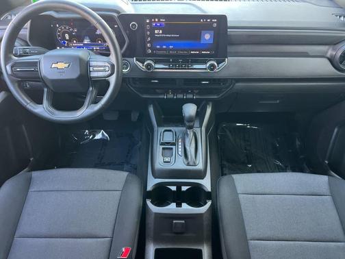 2024 Chevrolet Colorado WT