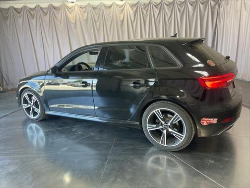2017 Audi A3 e-tron 1.4T Premium