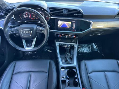 2022 Audi Q3 40 Premium