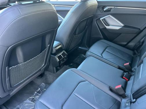 2022 Audi Q3 40 Premium