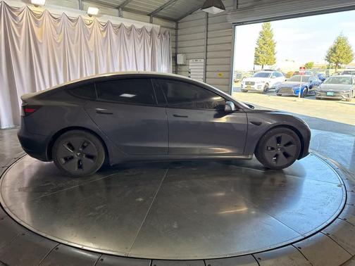 2023 Tesla Model 3 Standard Range