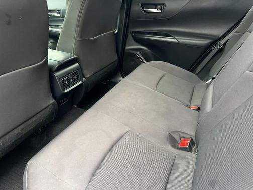 2022 Toyota Venza LE