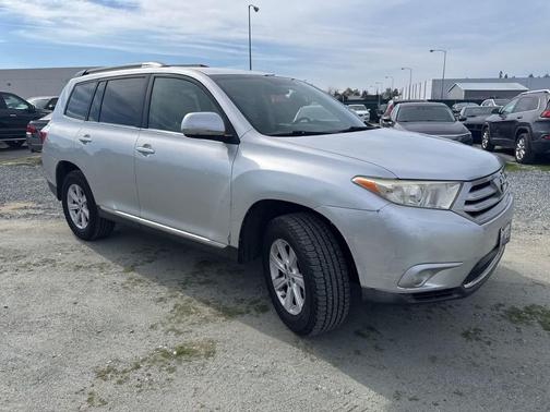 2013 Toyota Highlander SE