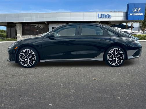 Onyx Black 2024 Hyundai IONIQ 6 SEL