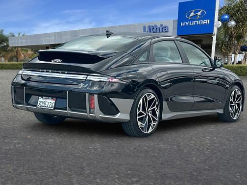 Onyx Black 2024 Hyundai IONIQ 6 SEL