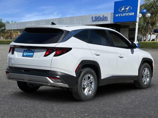 Serenity White Pearl 2026 Hyundai TUCSON SE