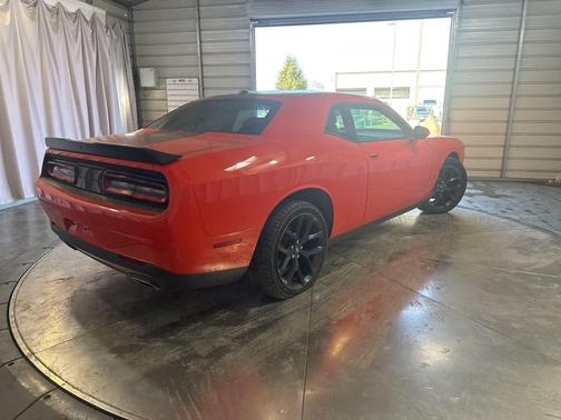 2020 Dodge Challenger SXT