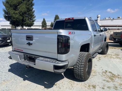 Silver Ice Metallic 2018 Chevrolet Silverado 1500 LTZ