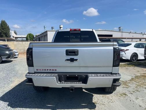 Silver Ice Metallic 2018 Chevrolet Silverado 1500 LTZ