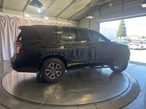 Black 2021 Chevrolet Tahoe Z71