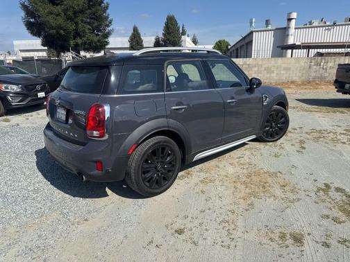 2017 MINI Countryman Cooper S