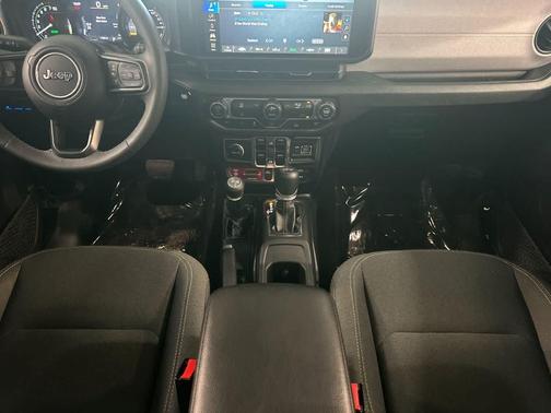 Black Clearcoat 2025 Jeep Wrangler 4xe Willys