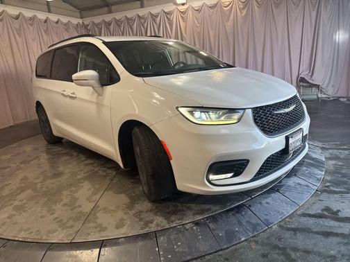 2021 Chrysler Pacifica Hybrid Touring L