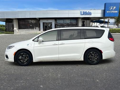 2021 Chrysler Pacifica Hybrid Touring L