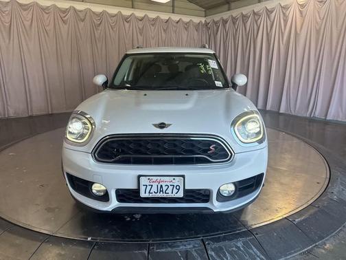 Light White 2017 MINI Countryman Cooper S